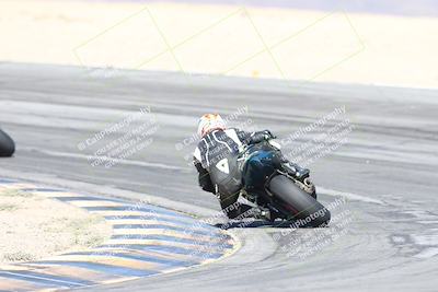 media/Nov-02-2025-CVMA (Sun) [[337aff29ab]]/Race 5-Amateur Formula Middleweight/